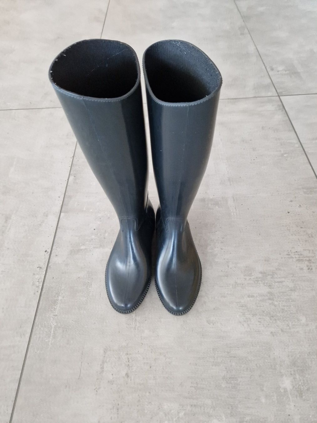 Scarpe per ragazze: Kinder Reitstiefel Grösse 33 – Usato da Dagmersellen venduto da ejord
