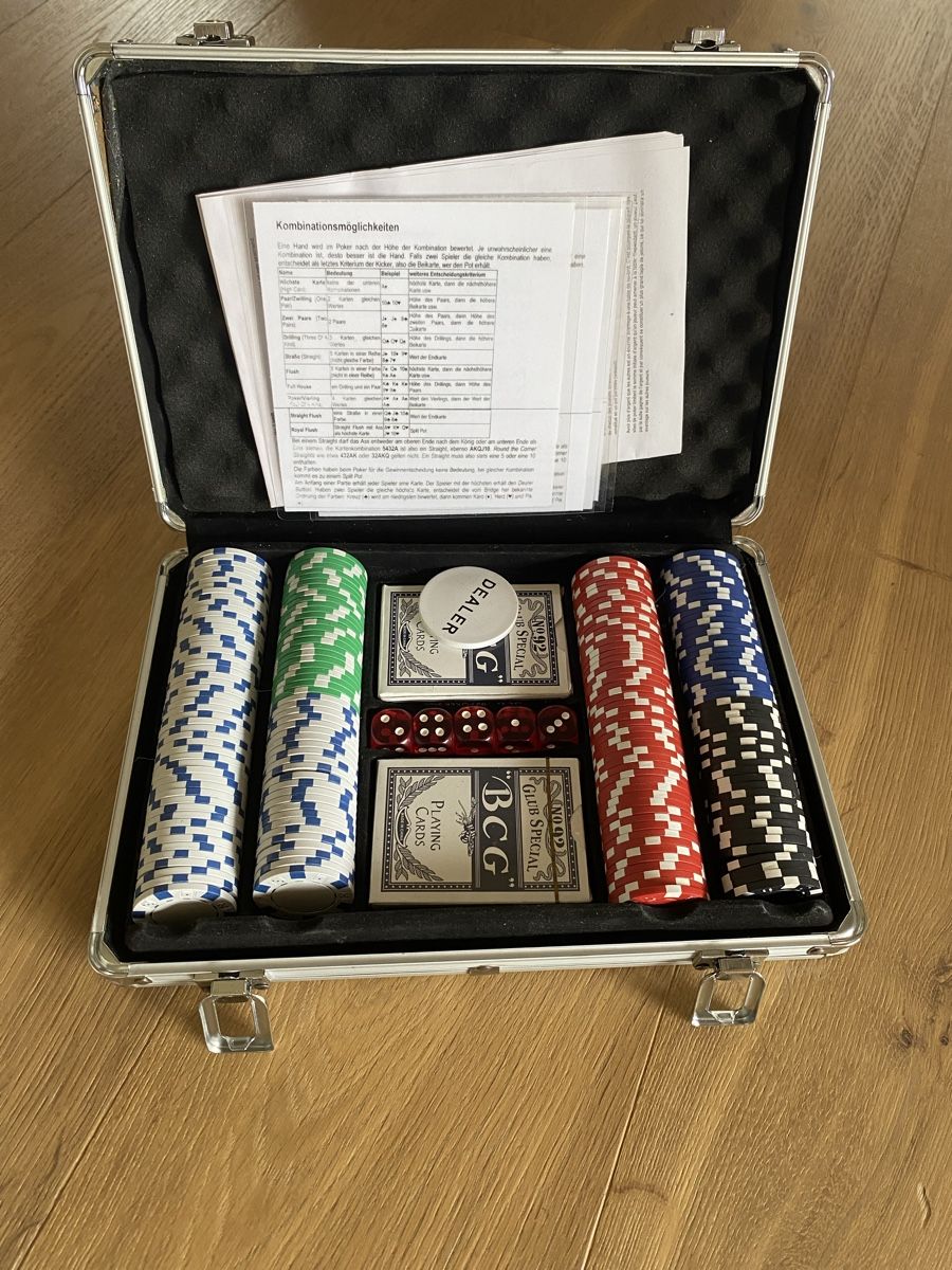 Giochi: Poker-Set – Nuovo (secondo la descrizione) da Einsiedeln venduto da Grotzi