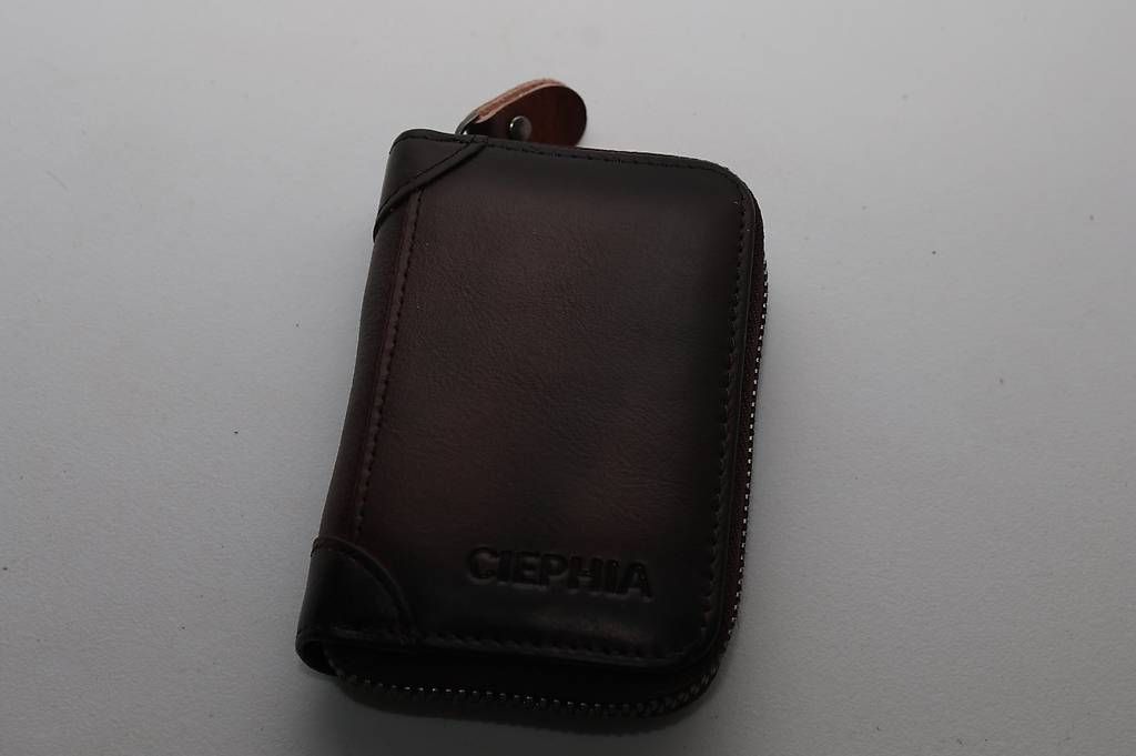 Brieftaschen: Geldbörse mit vielen Kartenfächern - echtes Leder – Neu (gemäss Beschreibung) aus Winterthur von ray24