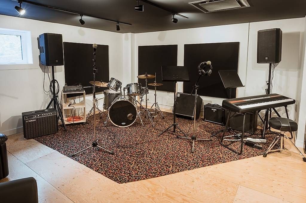CDs: Recherche local musique – Gebraucht aus Pampigny von Ocin79 1