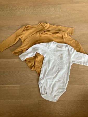 3 lange Bodys von Kiabi ca. Gr. 86