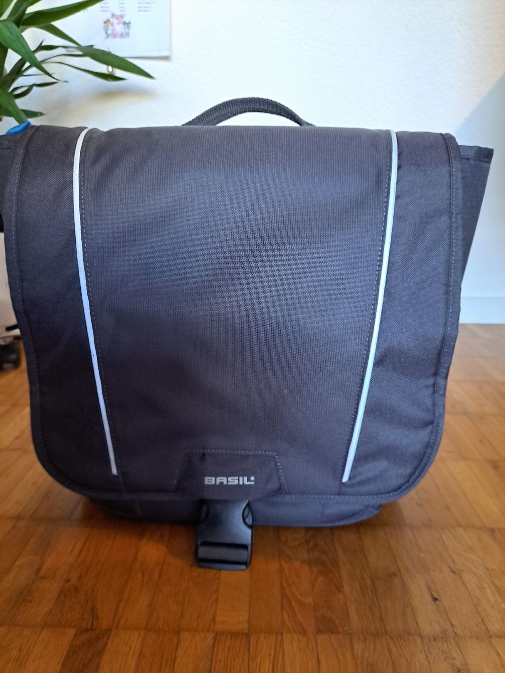 Borse: Velotsche Laptoptasche Seitentasche Saccoche – Usato da Niederbipp venduto da filou0711