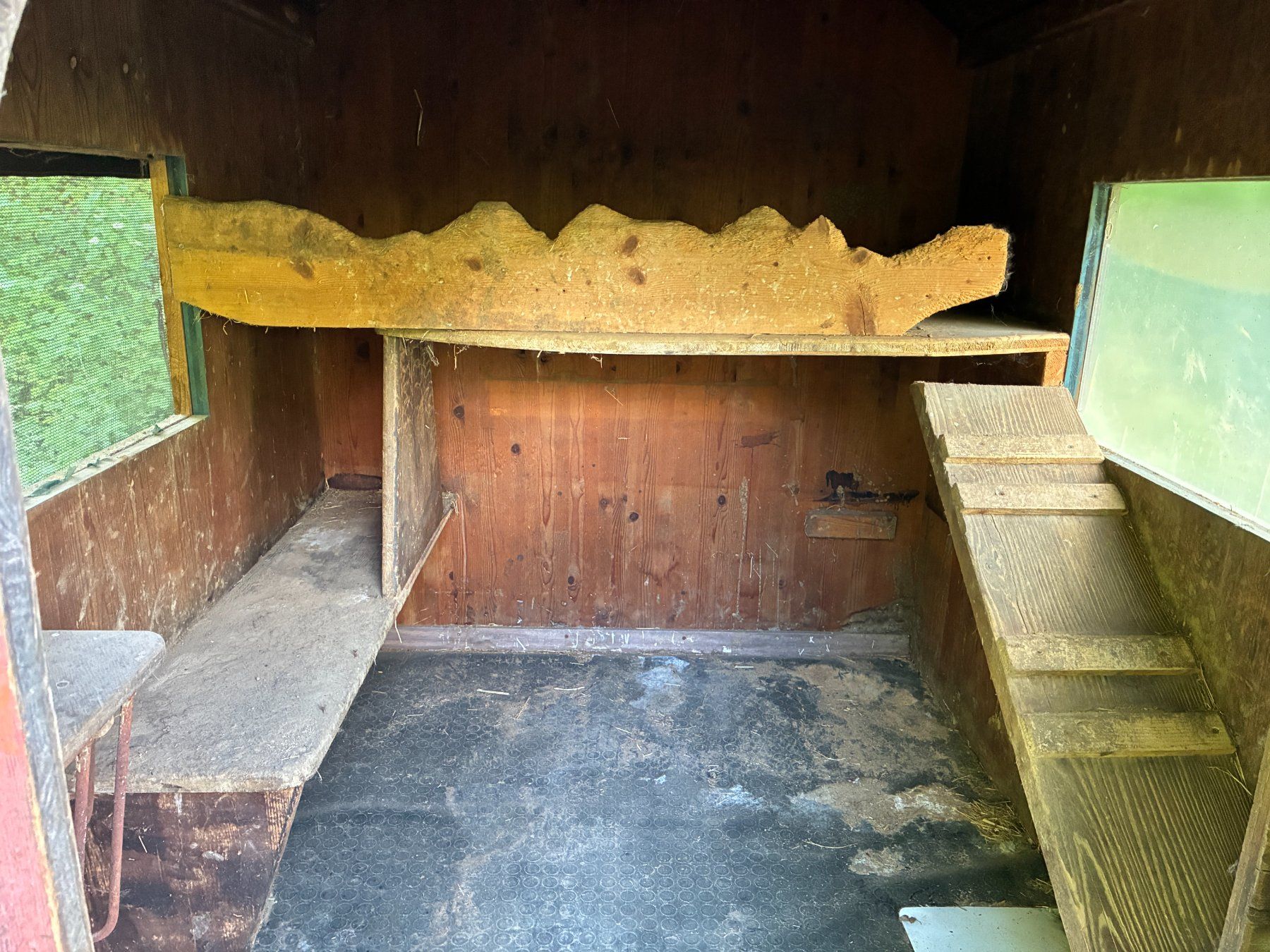 Casette per bambini: Kaninchenstall / Haus – Usato da Gansingen venduto da Barolo73 1
