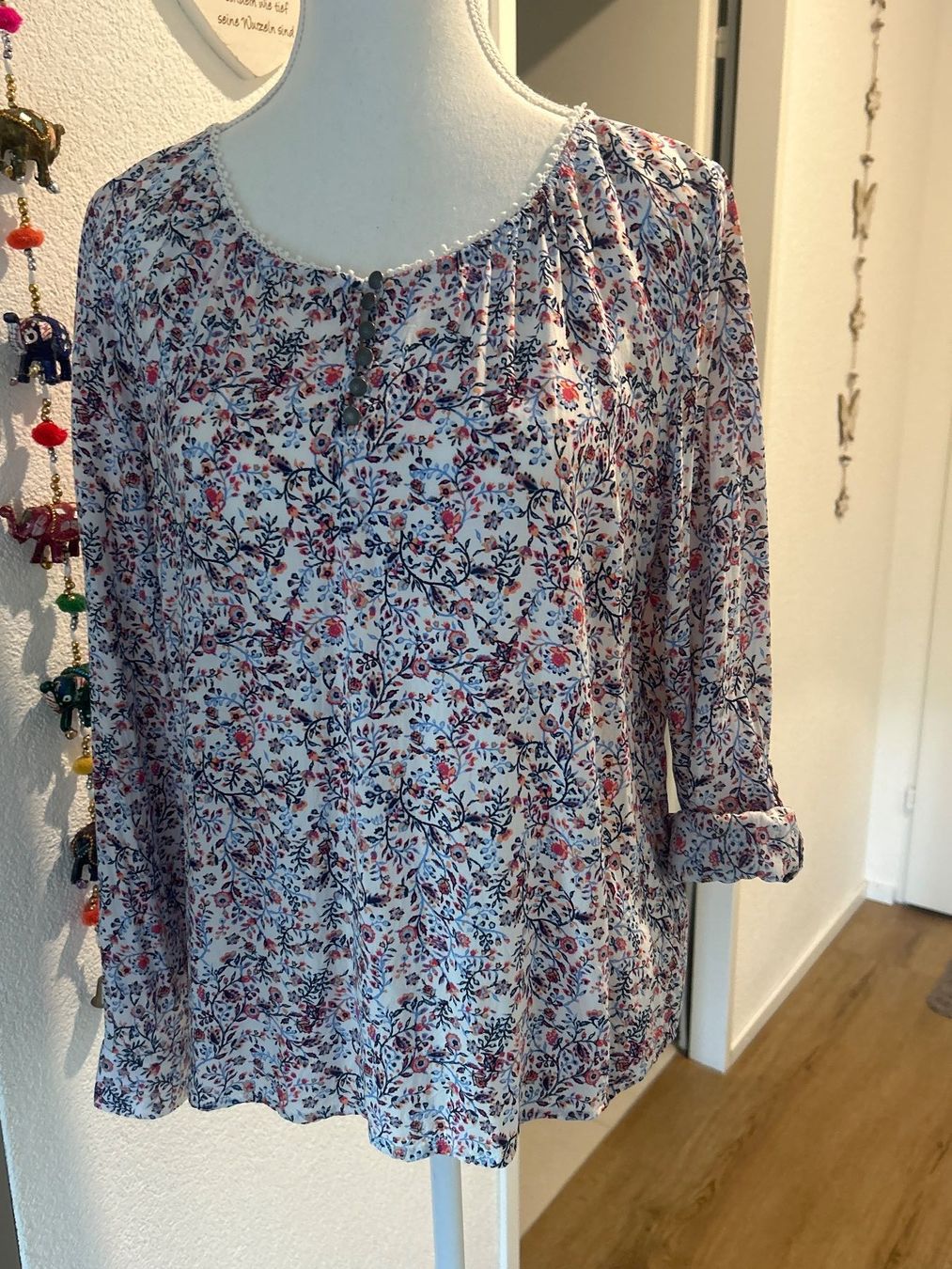 T-shirt: Langarm Shirt mit Muster von Multiblu Gr.42 – Usato da Brunnen venduto da Nala2929 3