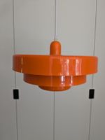 Orange Hängelampe im Retro Design, 70er Jahre Stil