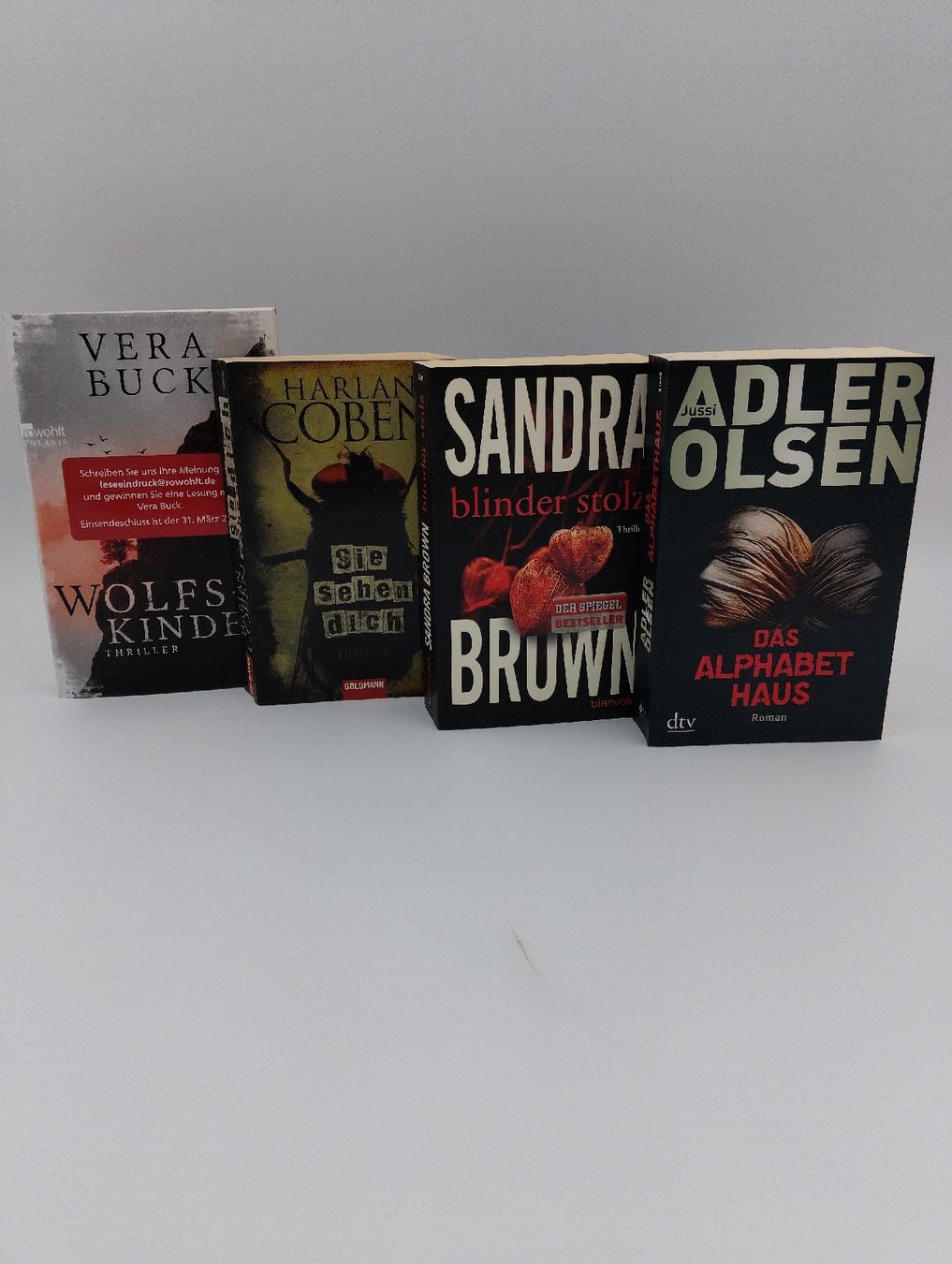 Libri: 4 Krimis/Thriller, Top! – Usato da Zofingen venduto da Lechim01