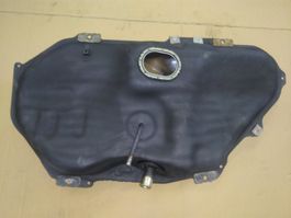 Benzin- Treibstofftank Toyota Starlet P8