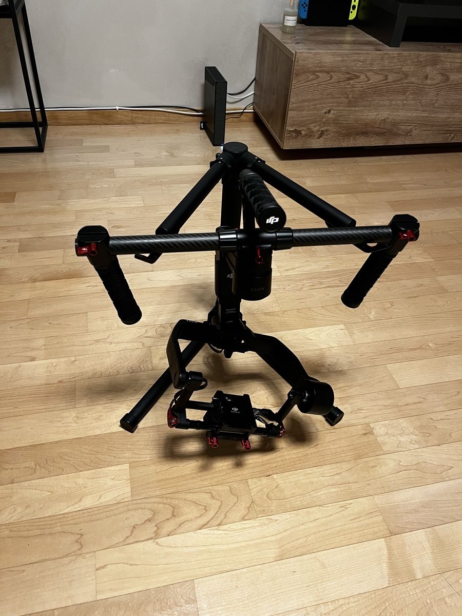 DJI Videocamere: DJI Ronin M inkl. Panasonic GH5 – Usato da Volketswil venduto da and_nz6x 2