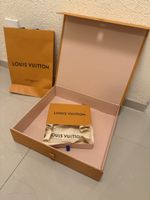 Louis Vuitton Box und Tuete leer guter Zustand