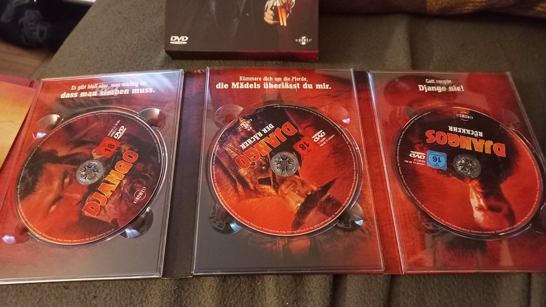 Tutti i DVDs: DJANGO - 3 DVD COLLECTOR'S BOX – Usato da Olten venduto da Donatello1984 2
