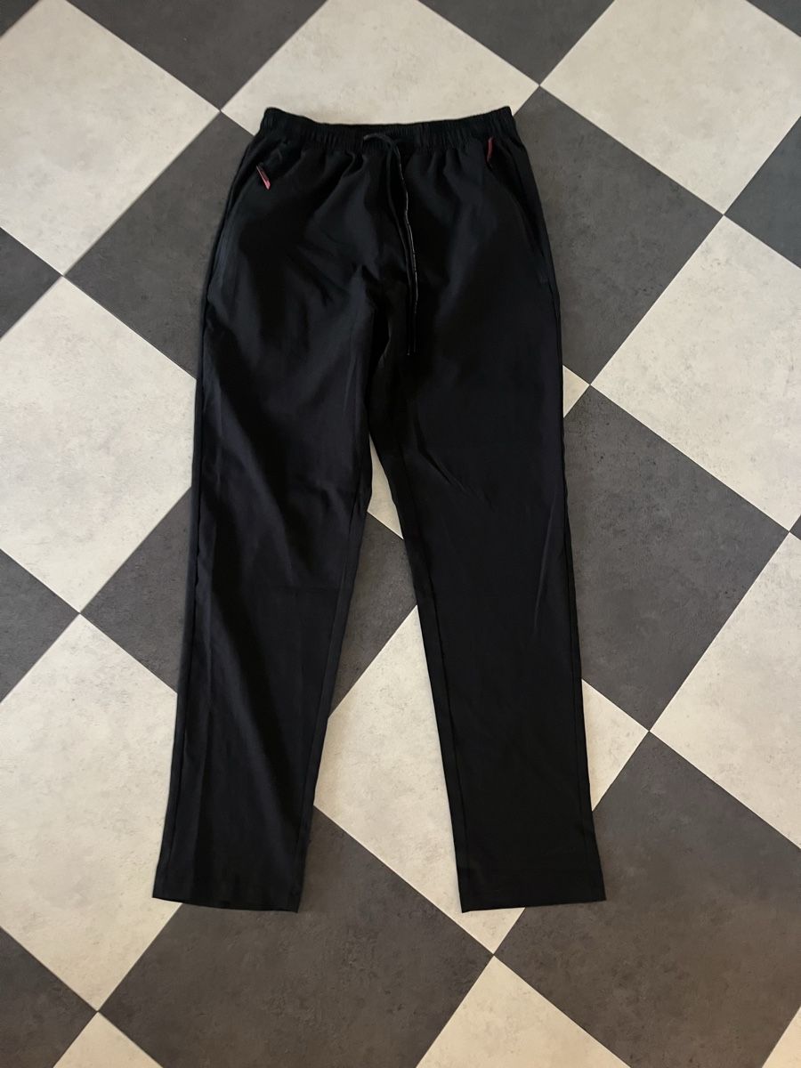 Hosen: Sporthose Grösse S – Neu (gemäss Beschreibung) aus Luzern von Boudin03