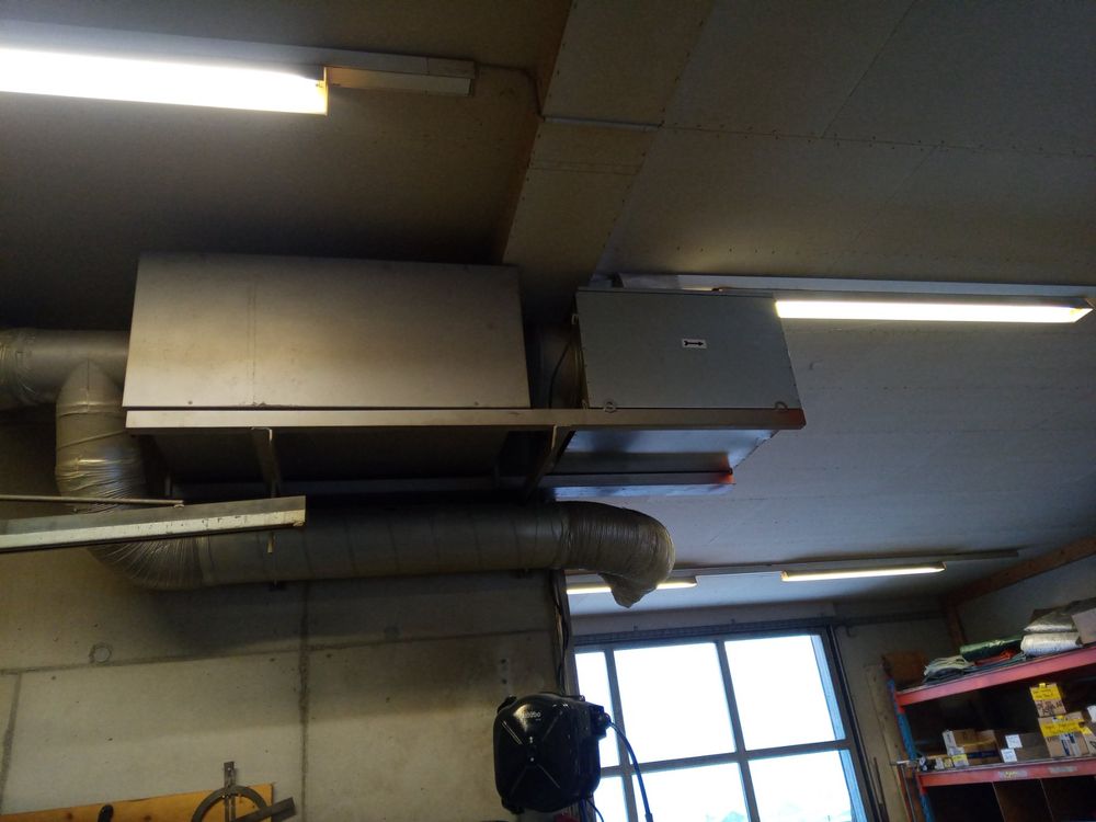 Abluft Ventilator Helios Type SB 315 B inkl. Filter | Kaufen auf Ricardo