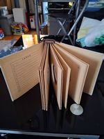 Classeur pour 12 vinyles 45 t. d'époque.