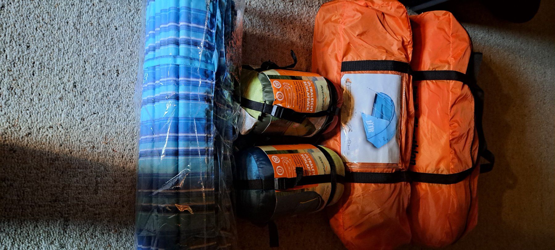 Tentes: Campingausrüstung – D'occasion à Amden par Nelda67 5