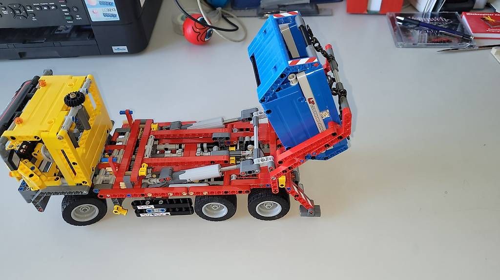 Lego Jeux de construction: Container Truck 42024 – D'occasion à Olten par Einwegparadies 1
