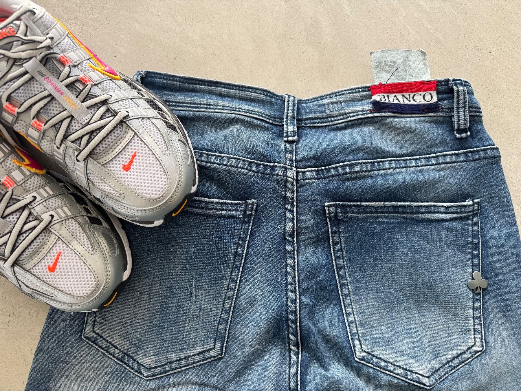 Jeans: Jeans Bianco - T.36 - Délavé – Usato da La Sarraz venduto da Marina213 1