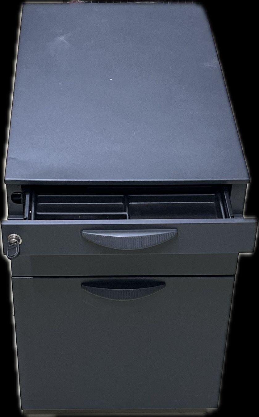 Banconi: 3 x Rollcontainer Büro – Usato da Steinhausen venduto da Hemi2 3