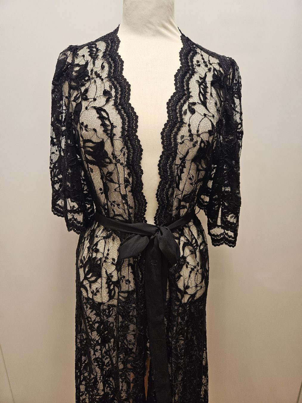 Kimono: Vintage Boho Hippie Kimono – Usato da Zürich venduto da ColdCoffee