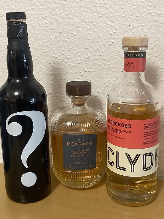 Bevande alcoliche: 3 offene Whisky Flaschen – Usato da Adliswil venduto da Voeghi