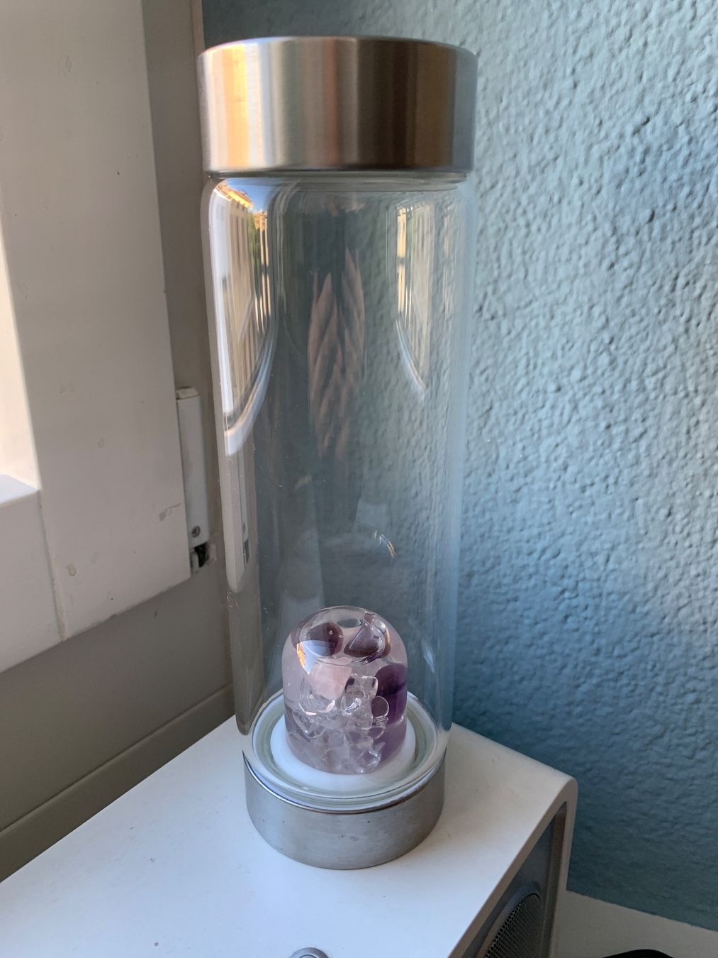 Vitajuwel Borracce & Thermos: VitaJuwel Trinkflasche mit Edelsteinen – Usato da Richterswil venduto da Moii89