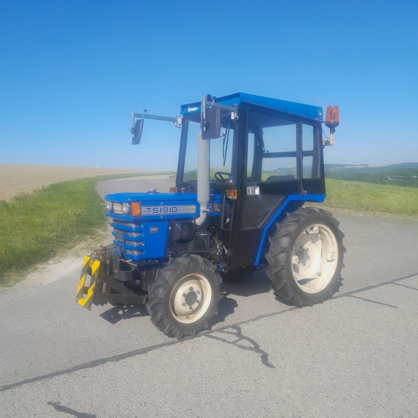 Iseki Trattori: Tracteur Traktor Iseki – Usato da Cuarny venduto da Micro-tracteur 7