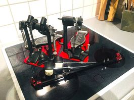 Schlagzeug, DW 5000 Doppelfussmaschine
