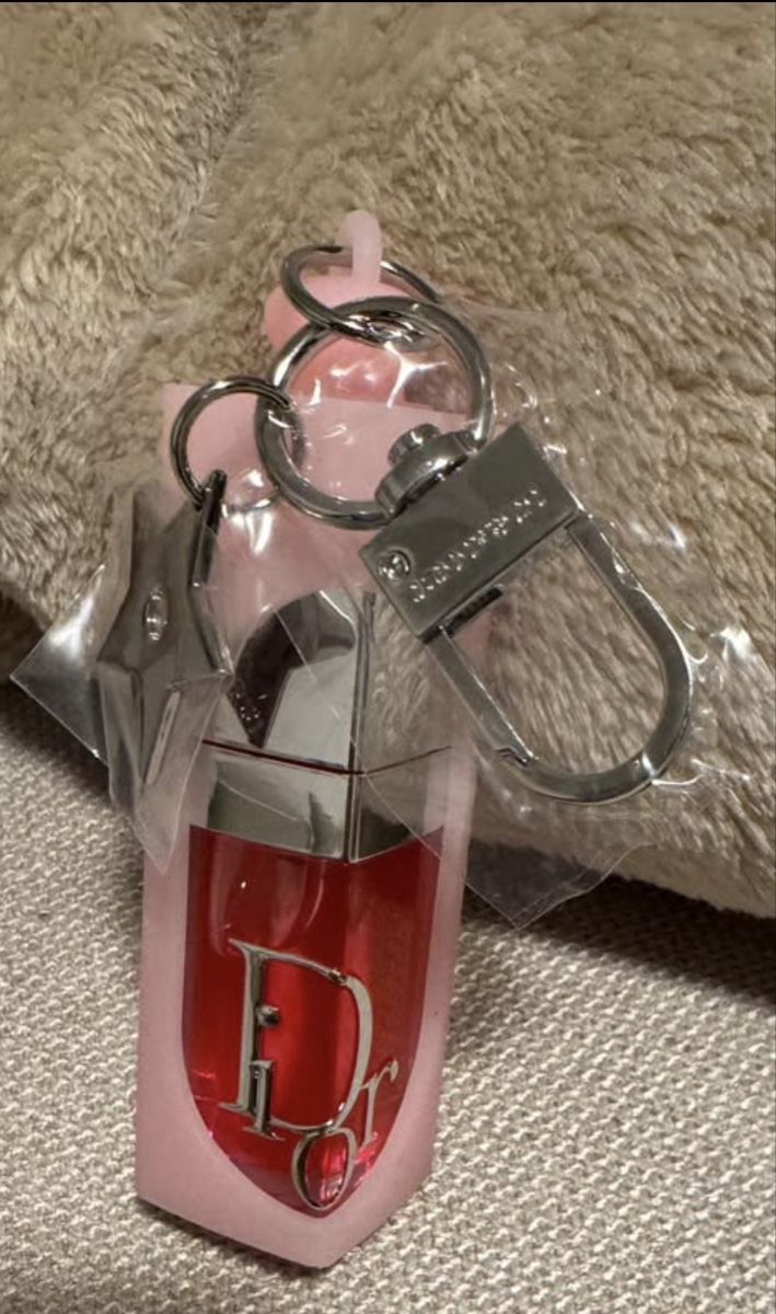 Dior Make-up: Dior lippglow – Nuovo e nell'imballaggio originale da Würenlos venduto da millepini 1