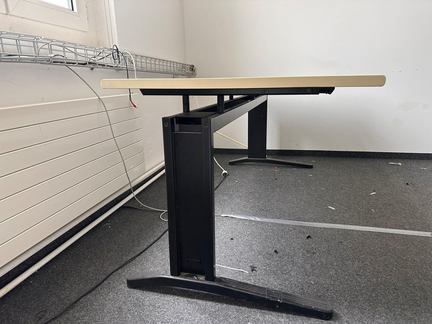 Schreibtische: Büro Schreibtisch – Gebraucht aus Winterthur von StiftungSchleife 1