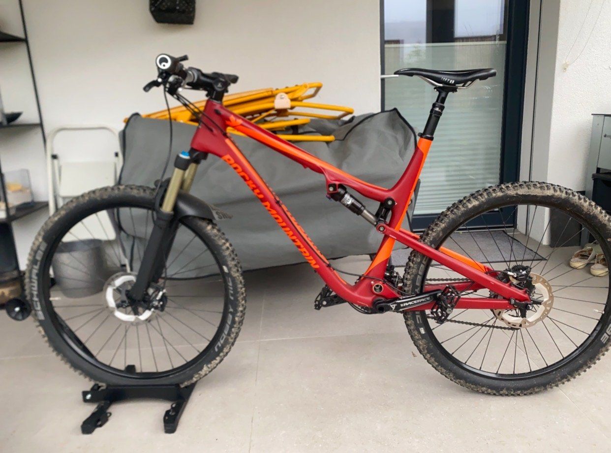 Rocky Mountain Bicycles Velos: Rocky Mountain Thunderbolt – Gebraucht aus Ettingen von sagada81
