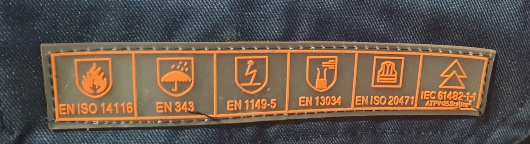 Giacche: ROOTS for Safety Technische Arbeitsjacke – Usato da Zürich venduto da Ale_2bly 2