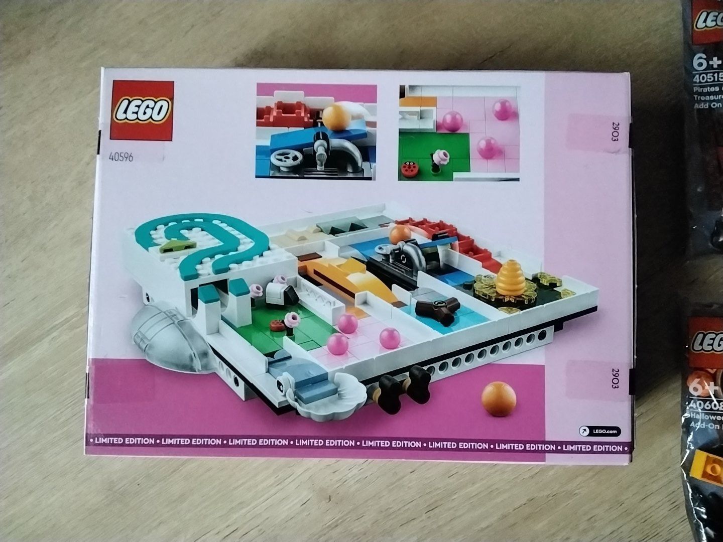 Lego Kit di costruzioni: LEGO Loop Coaster 40518 + 2x VIP Set OVP – Nuovo e nell'imballaggio originale da Breitenbach venduto da Luckn 1