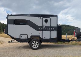 Offroad-Expeditionstrailer / Wohnwagen