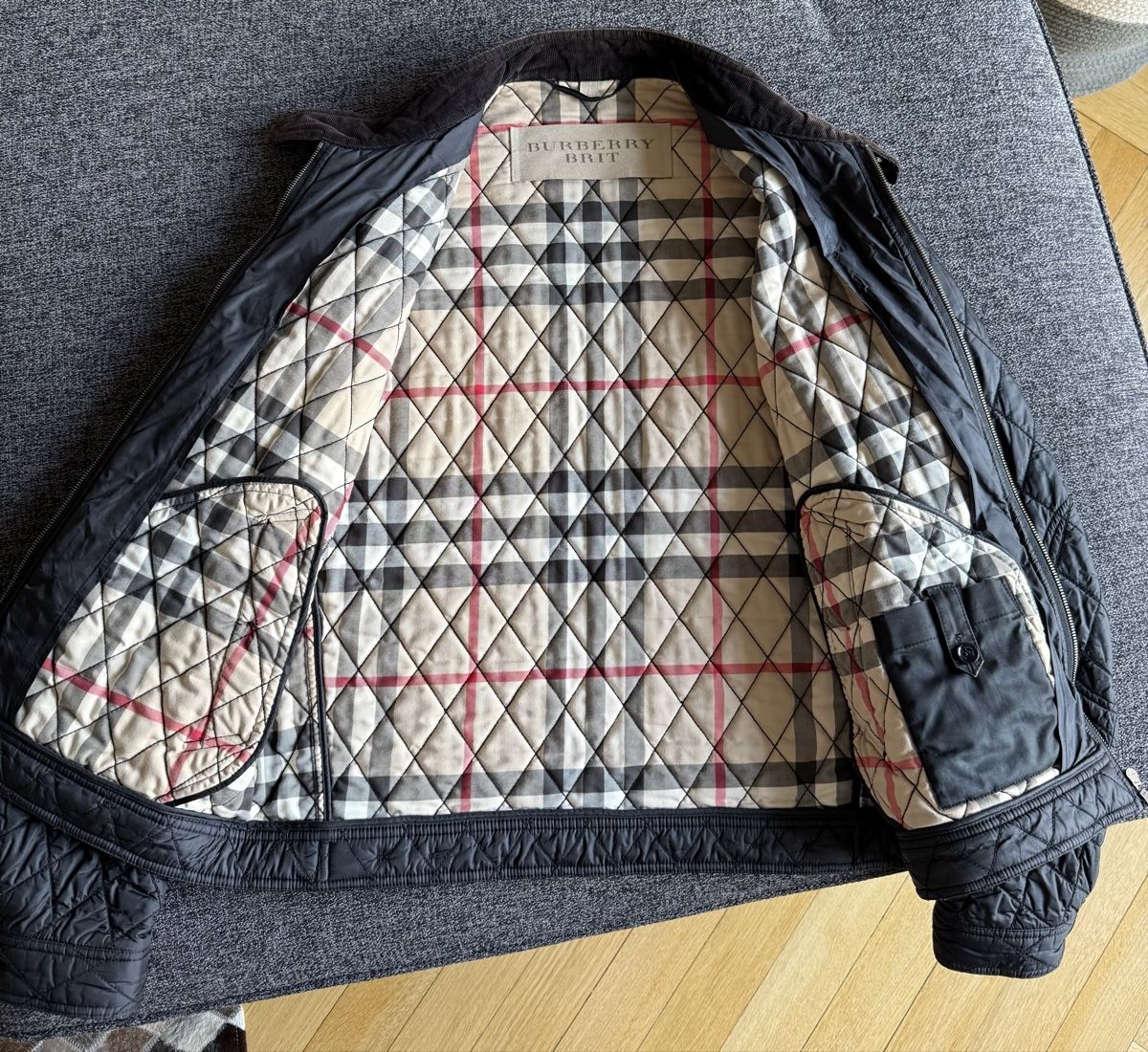 Burberry Jacken: Burberry veste/manteau – Gebraucht aus Villars-sur-Ollon von bab_fy88 1