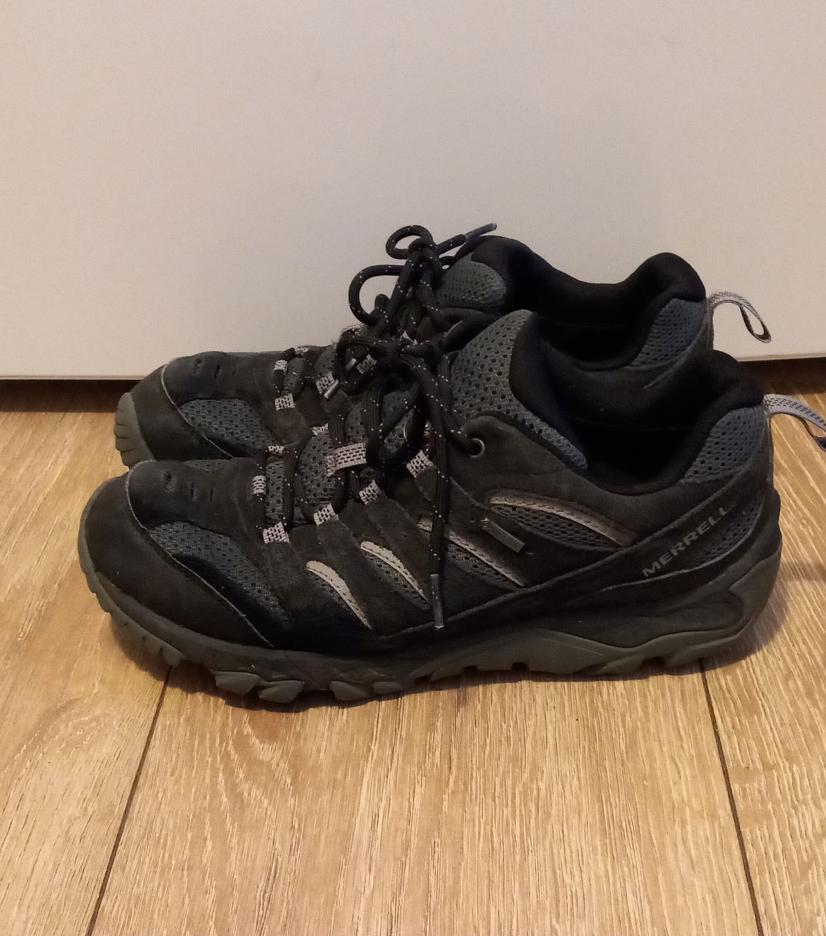 Meindl Scarpe da donna: Trekkingschuhe 40, Meindl, schwarz – Usato da Rorbas venduto da siramad 2