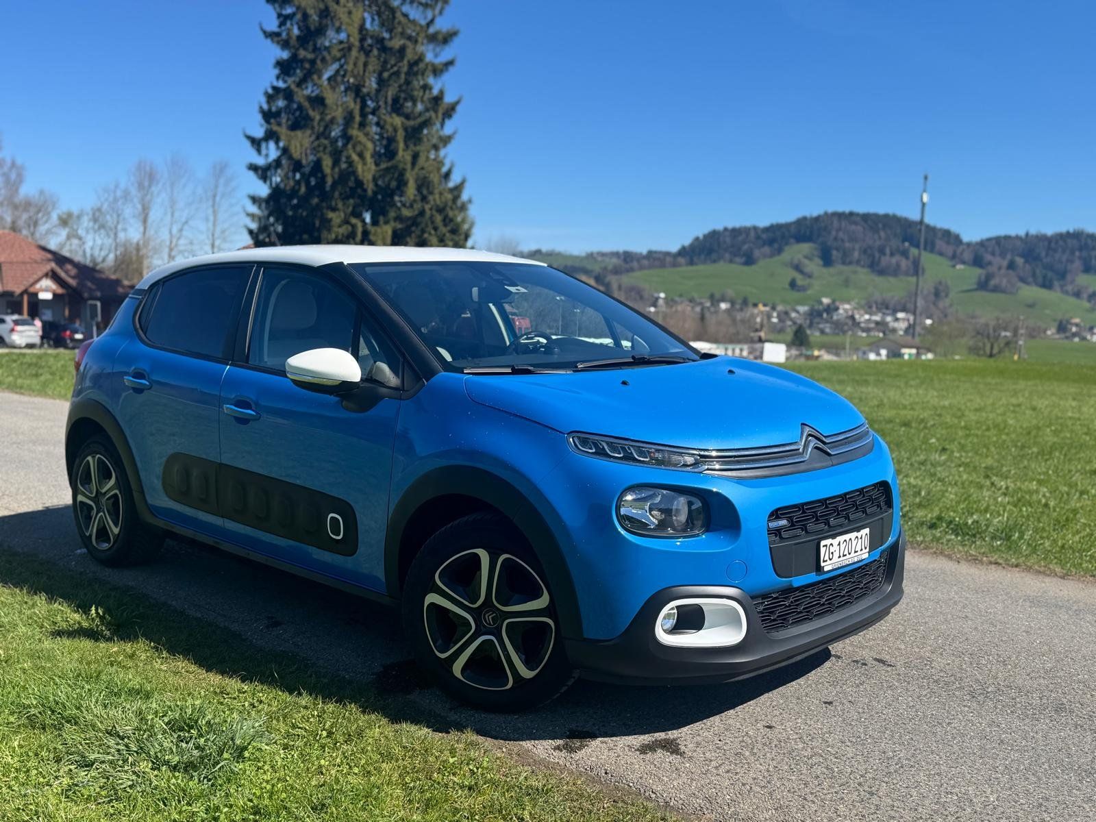 Citroën Automobili: Citroen C3 1.2 PureTech Shine – Usato da Unterägeri venduto da ana_2lzd 1