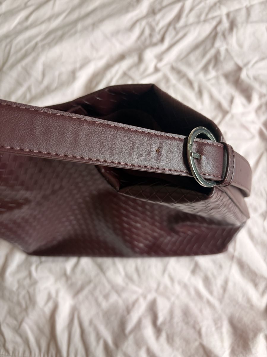 Stradivarius Borse da donna: Handtasche bordeaux von Stradivarius – Usato da Bern venduto da Sharon_Alexandra 1
