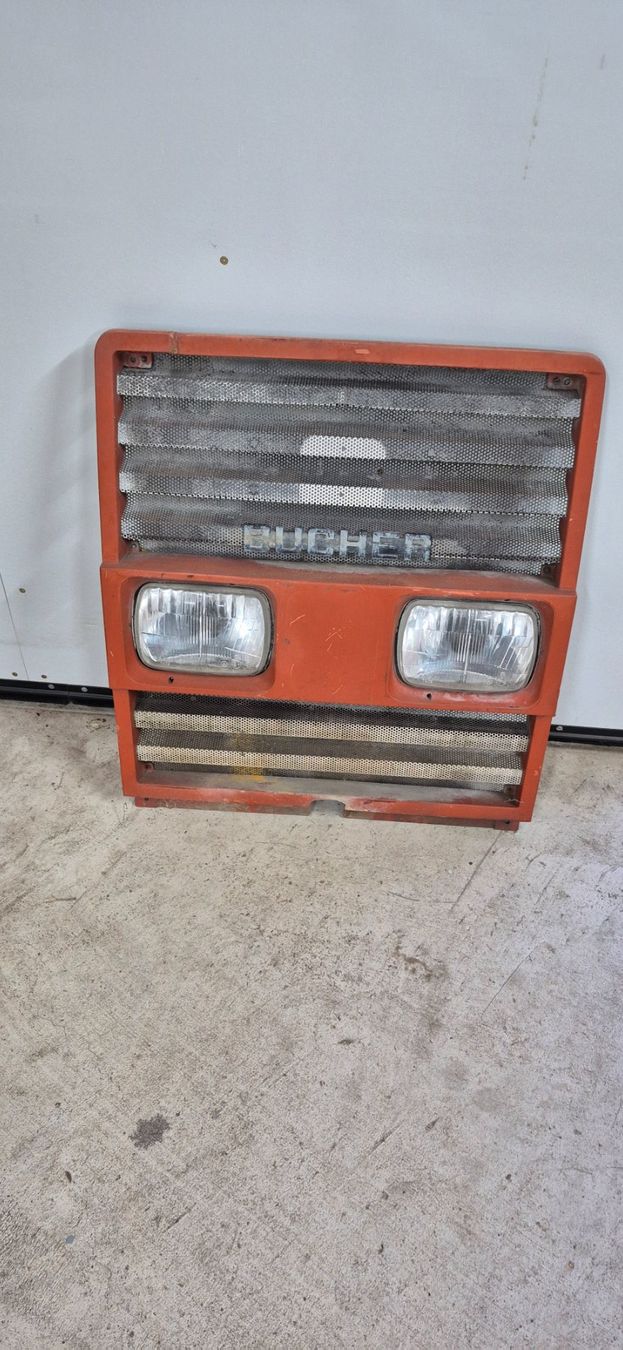 Fiat Traktoren: Fiat Traktor 90er Serie Frontgrill – Gebraucht aus Egg SZ von Bko1