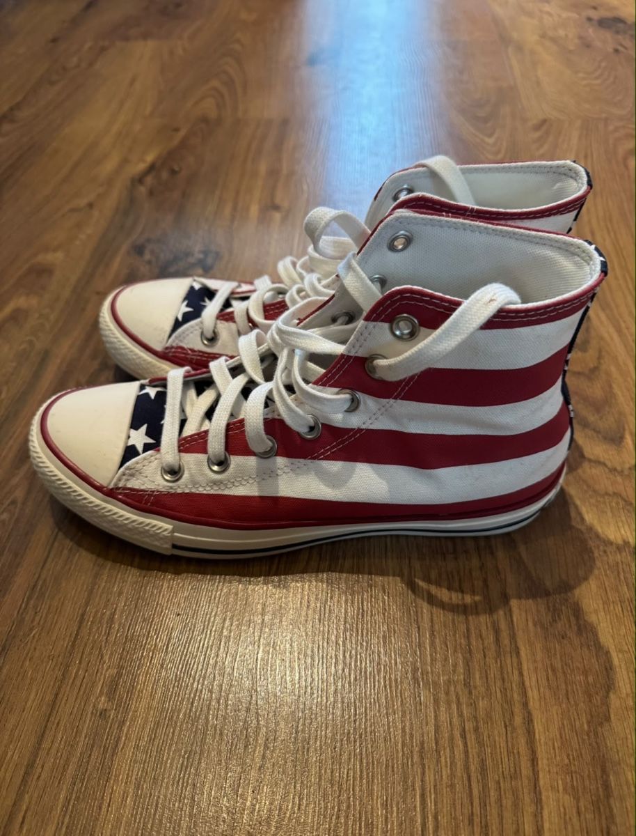 Converse Chaussures femmes: Hohe Sneaker USA, Grösse 39 – Neuf (Voir description) à Täsch par Dmoosi