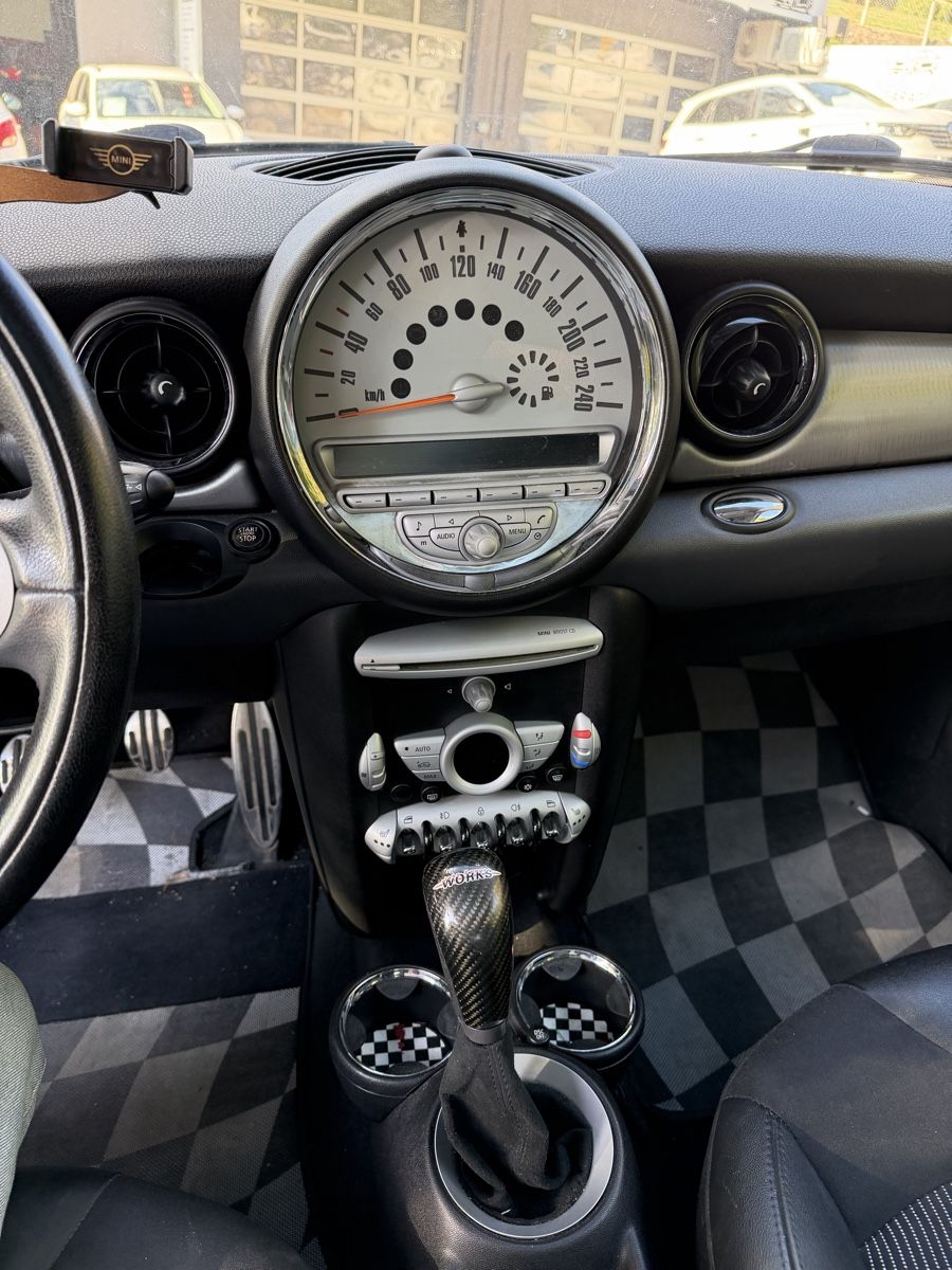 Mini Automobili: Mini John Cooper Works Unfallwagen defekt – Difettoso da Zürich venduto da kum_pbv8 5