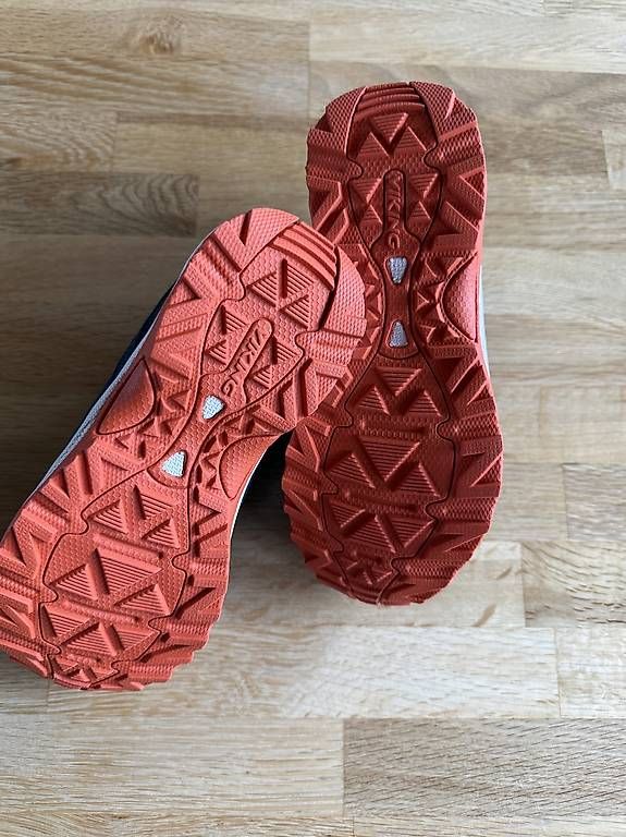 Schuhe für Jungen: Neue Viking Trekking Schuhe Grösse 31 – Gebraucht aus Hersiwil von Sheila1986 2