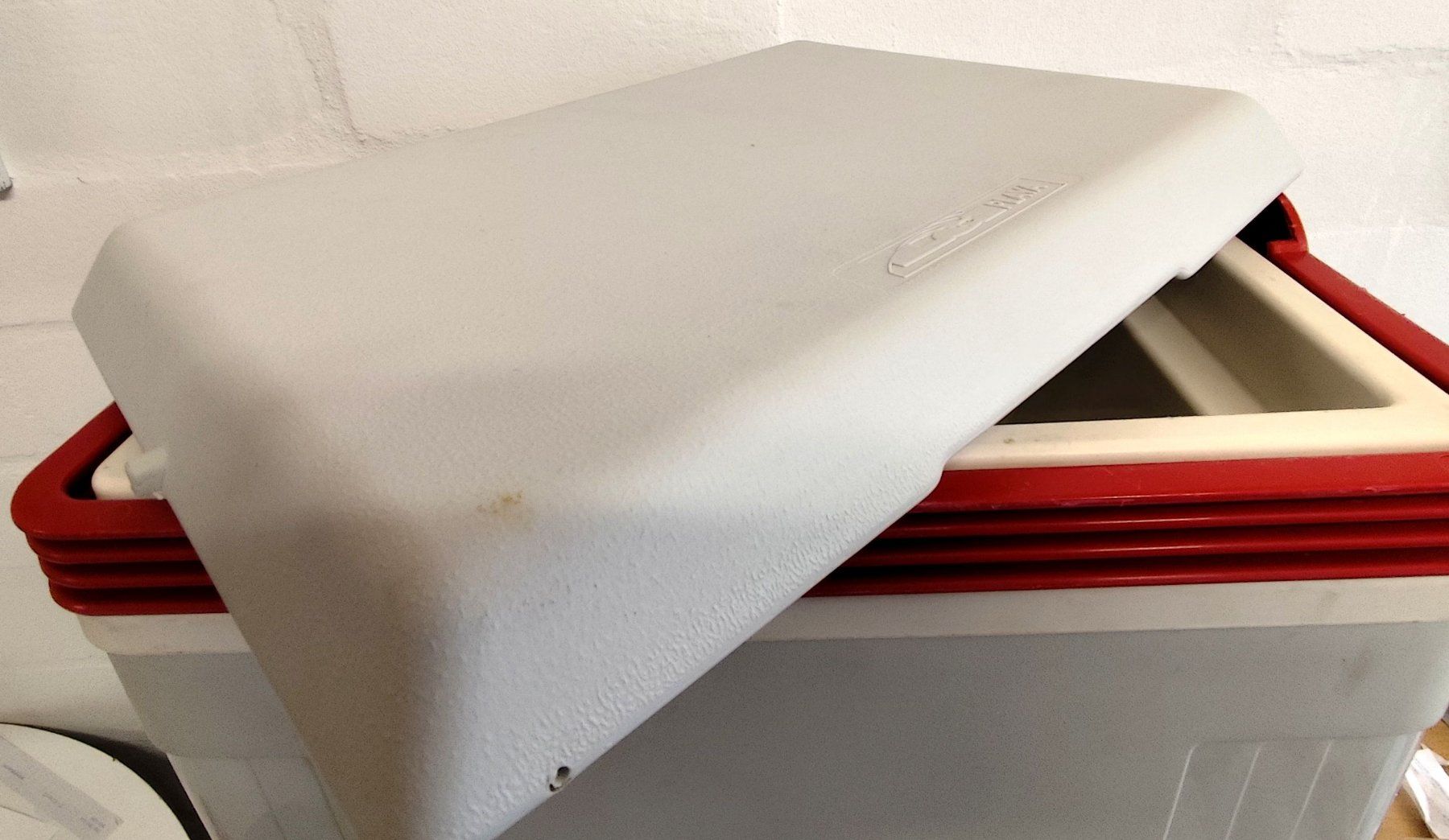 Coleman Frigoriferi & Refrigeratori: Kühlbox 12 V Coleman – Usato da Oberwil BL venduto da NTS-TopShop 3