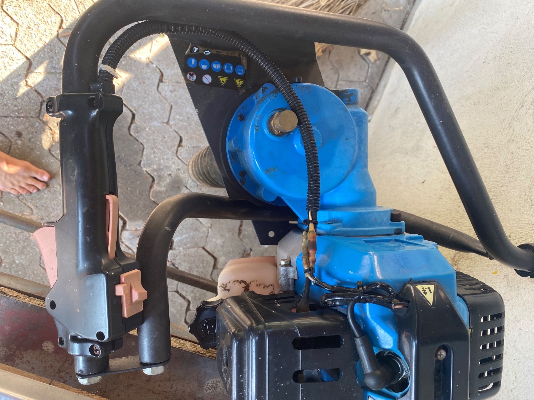 Toutes les machines: Erdbohrer "Güde" – D'occasion à Biezwil par Feldlerche 1