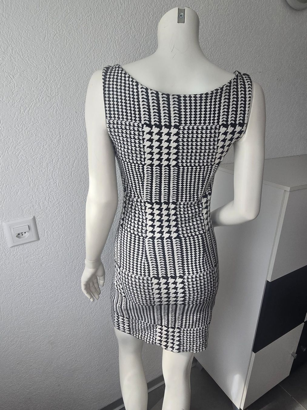 Vestiti: Robe MANGO Taille S – Usato da Les Verrières venduto da kitel79 5