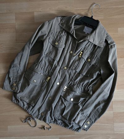 Zalando Khaki leichte Jacke Gr. S
