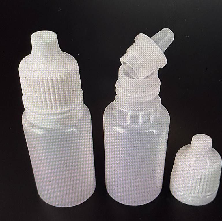 Altro in Stoviglie & Bicchieri: Tropfflaschen 15ml – Usato da Zürich venduto da Schlumpf_fs