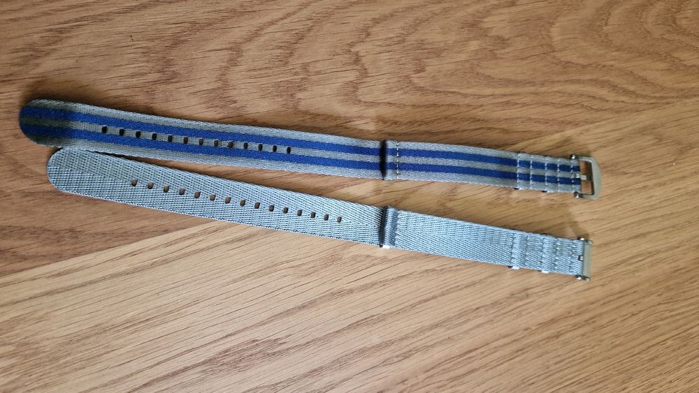 Bracciali & Braccialetti: 2Stk Uhrenarmband Nylon , neu, 20mm, für Seiko z.B. – Nuovo (secondo la descrizione) da Urtenen-Schönbühl venduto da Saints67 2
