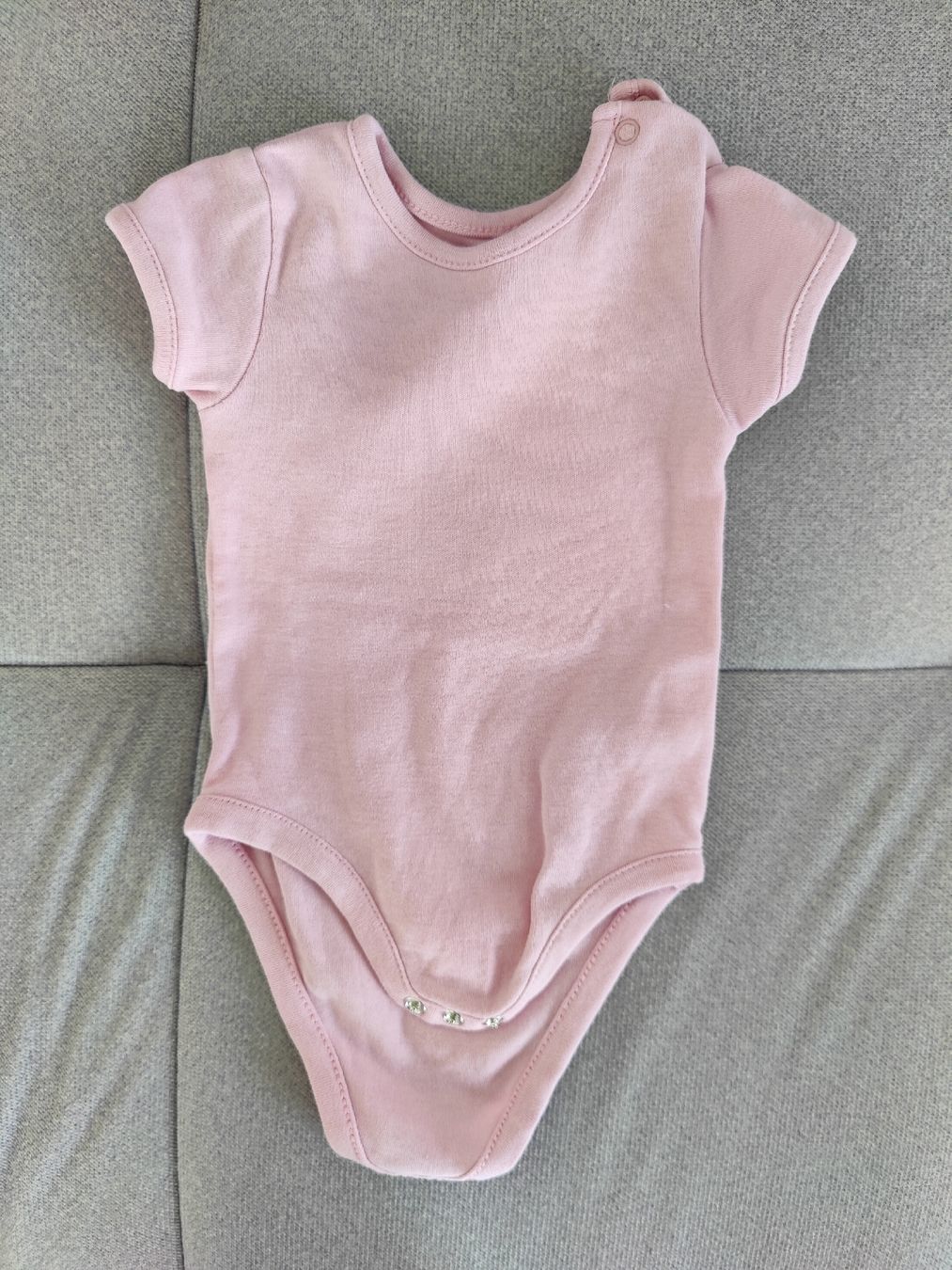 Kleiderpakete & -sets: Baby Kurzärmelige Bodys – Neu (gemäss Beschreibung) aus Wetzikon ZH von mar_5xmy 1