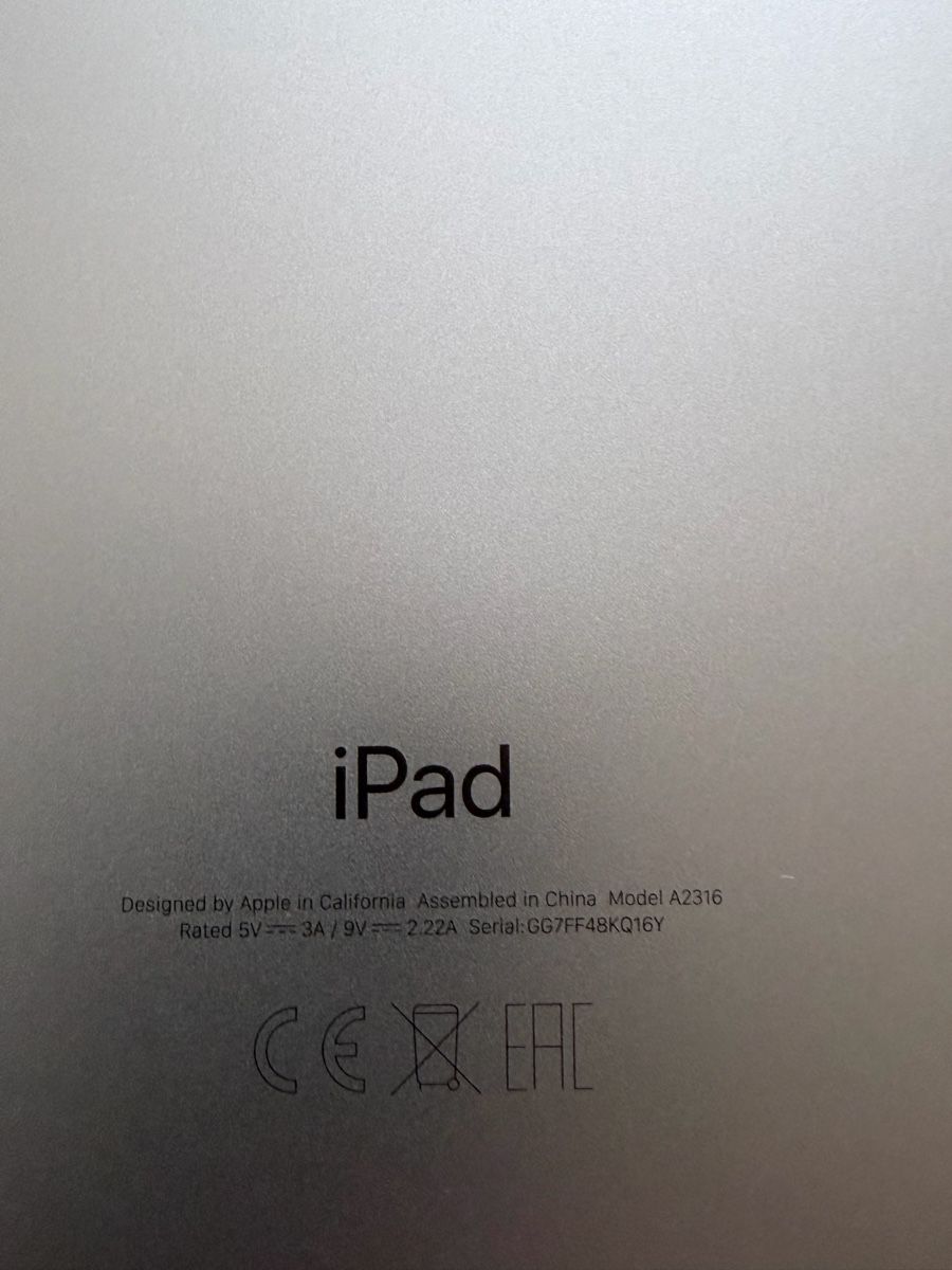 Apple Tablet PC: Ipad Air4 (2020) Display defekt – Difettoso da Schwerzenbach venduto da Amv_w2s 4
