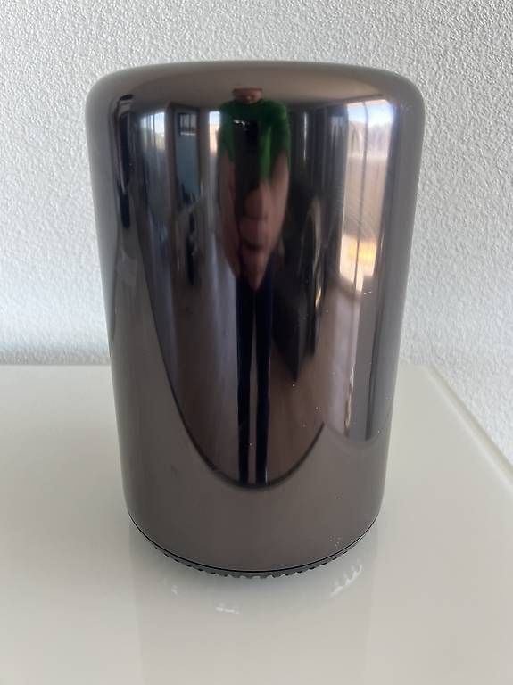 Apple PC: Kultiger Mac Pro - Late 2013 - Intel Xeon – Usato da Affoltern am Albis venduto da Rabbi002