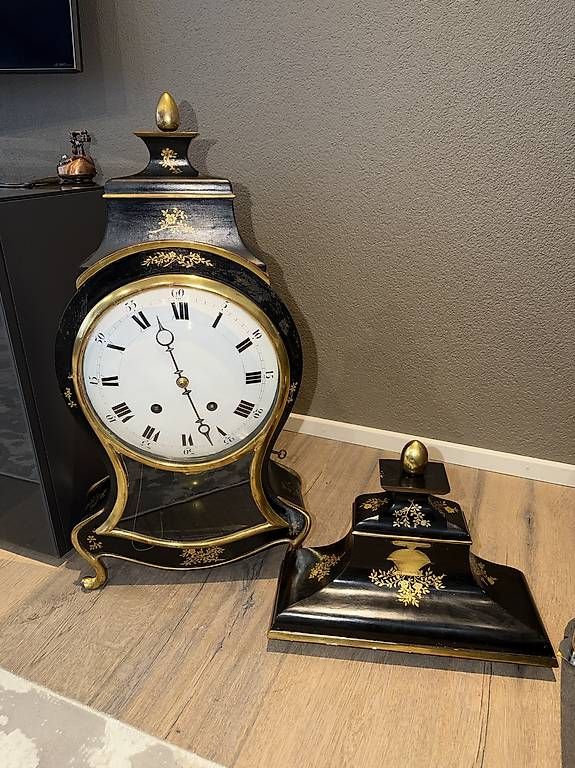 Stand- & Wanduhren: Magnifique pendule ancienne  – Gebraucht aus Bulle von Preteni 3